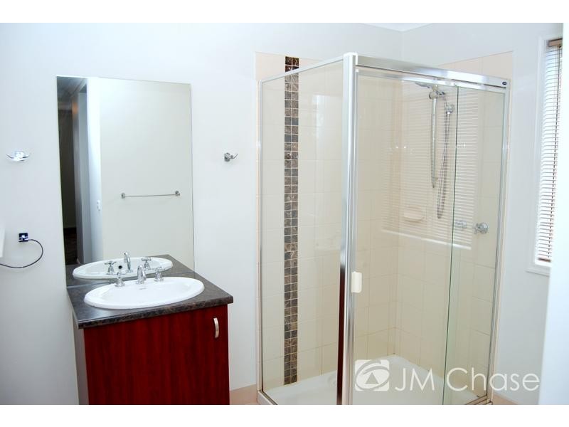 19 Nickson Close, Bayswater North VIC 3153