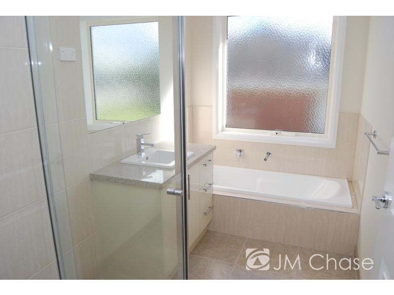 1/144 Burwood Highway, Burwood East VIC 3151