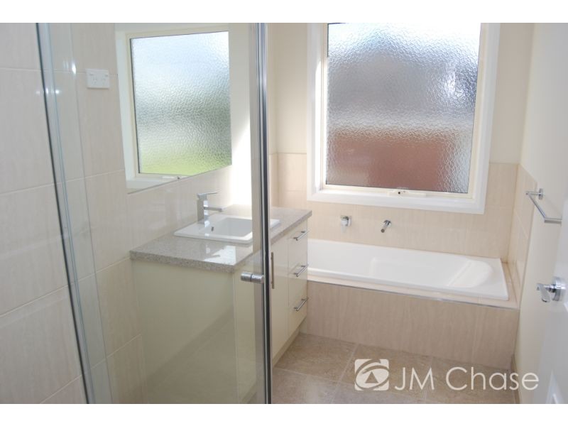 1/144 Burwood Highway, Burwood East VIC 3151