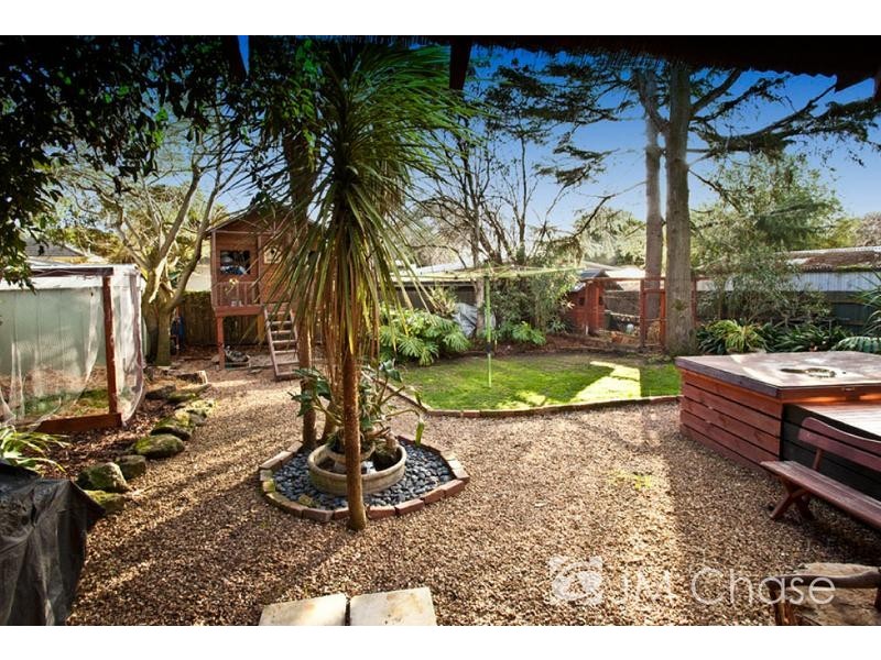 45 Old Lilydale Road, Ringwood East VIC 3135