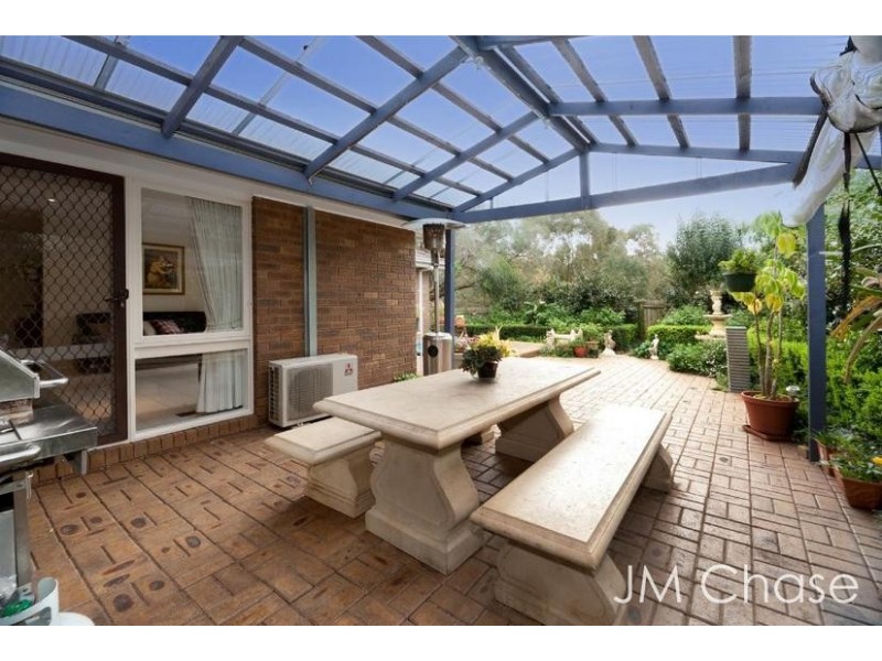 4 Chadwick Place, Vermont South VIC 3133