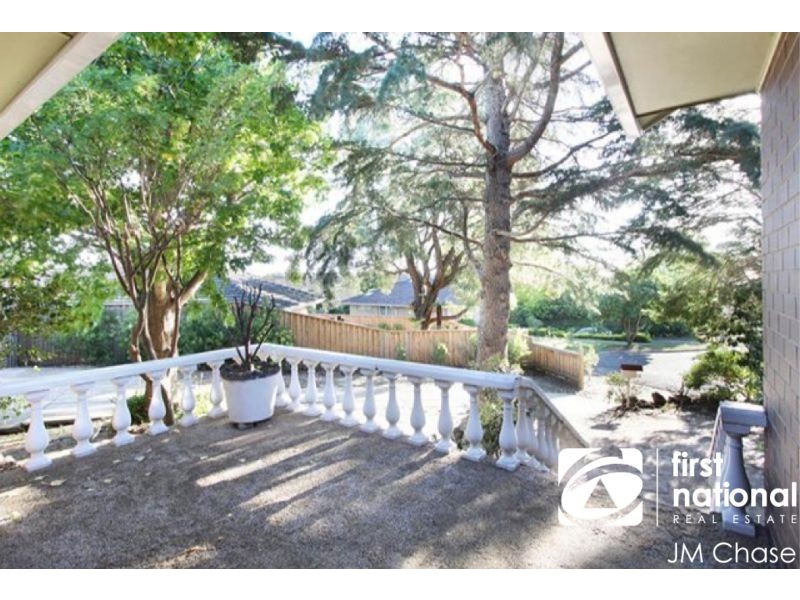 5 Randall Court, Mount Waverley VIC 3149