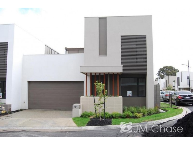 30 Burn Nar Look Drive, Burwood VIC 3125