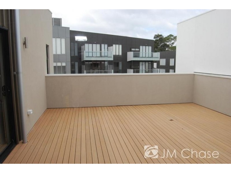 30 Burn Nar Look Drive, Burwood VIC 3125