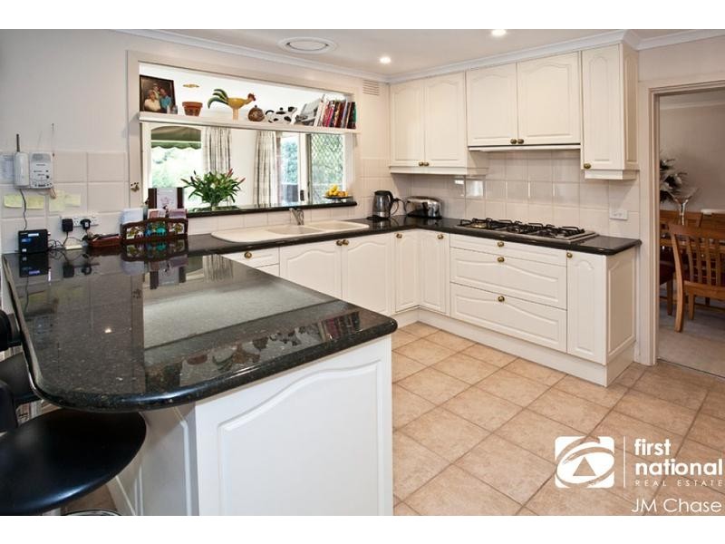 15 Bellbird Crescent, Vermont VIC 3133