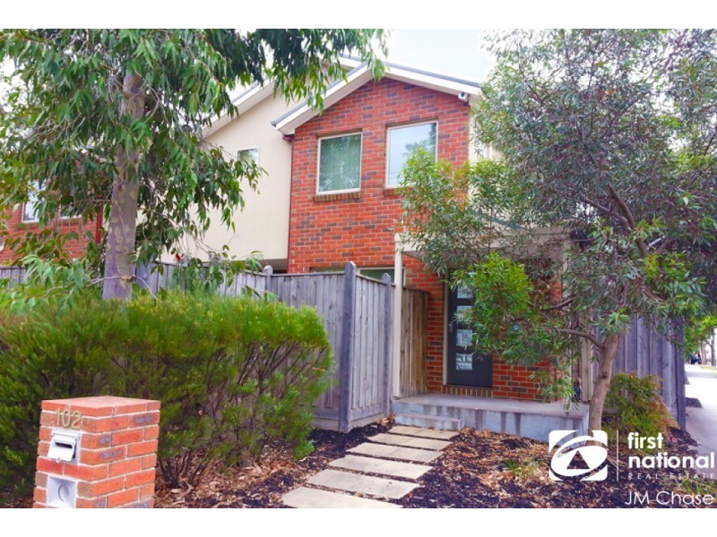 102 Ormond Road, Clayton VIC 3168