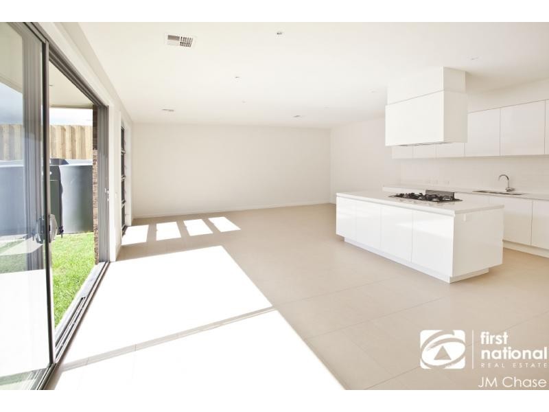 241 Mahoneys Road, Forest Hill VIC 3131