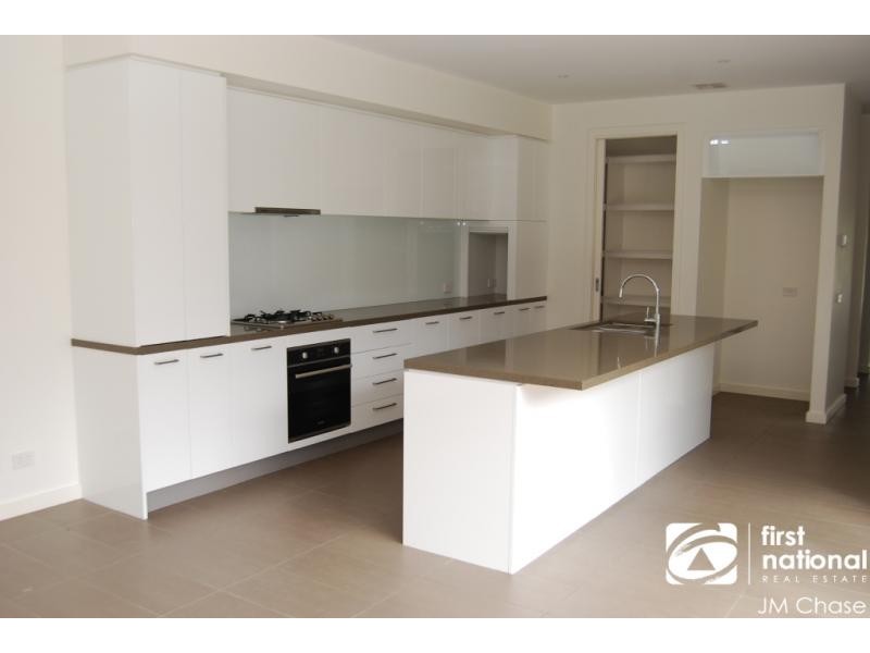 15 Elmington Avenue, Forest Hill VIC 3131