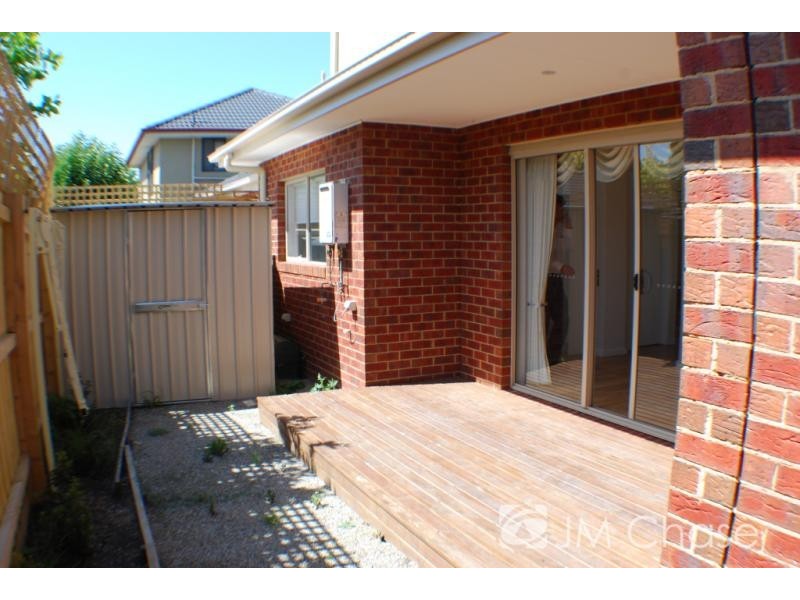 2/30 Jubilee Street, Nunawading VIC 3131