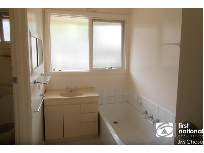 2/50 Drummond Street, Chadstone VIC 3148