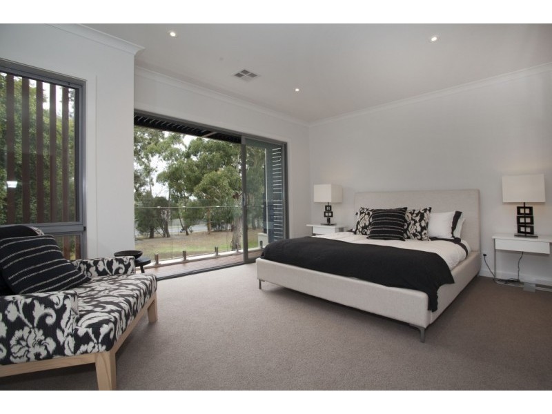 21 Charlottes Way, Forest Hill VIC 3131
