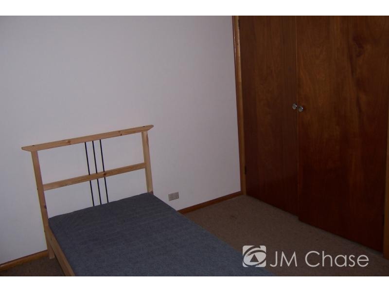 Room 8/7-9 Inverness Avenue, Burwood VIC 3125