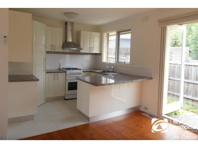 2/50 Drummond Street, Chadstone VIC 3148