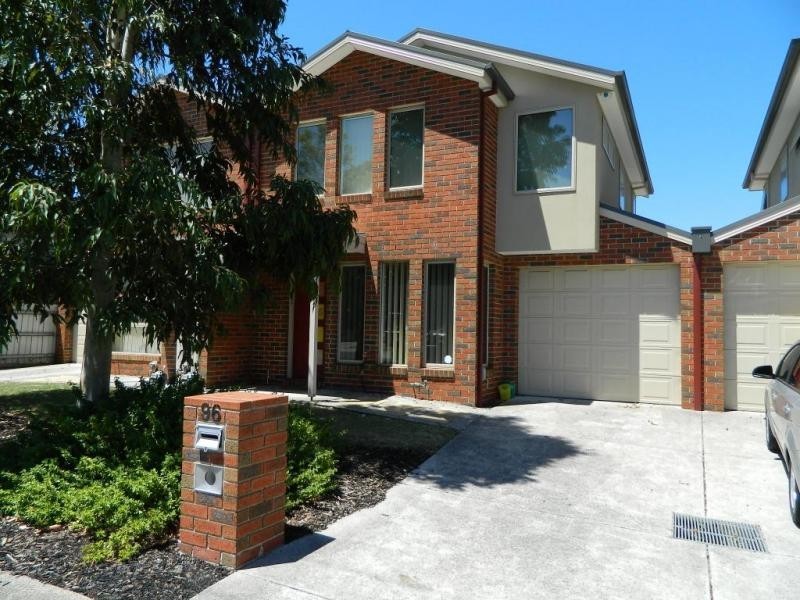 96 Ormond Road, Clayton VIC 3168