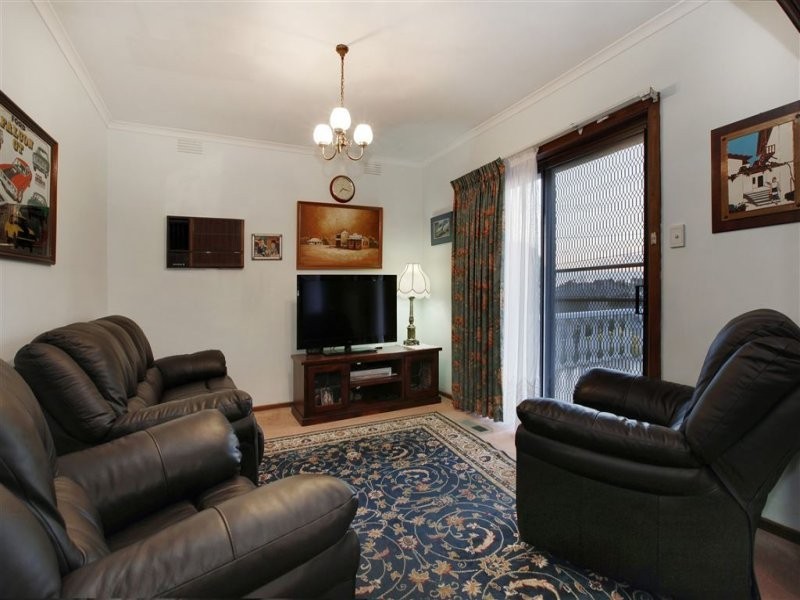 281 Mahoneys Road, Forest Hill VIC 3131