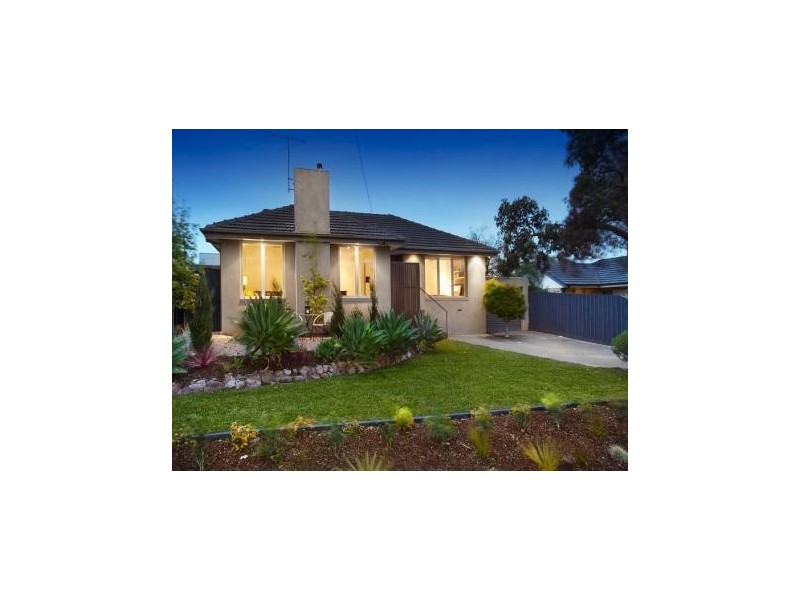 10 Parkmore Road, Forest Hill VIC 3131