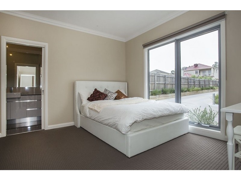 11/125-129 Hawthorn Road, Forest Hill VIC 3131