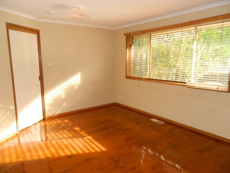 2A Husband Road, Forest Hill VIC 3131