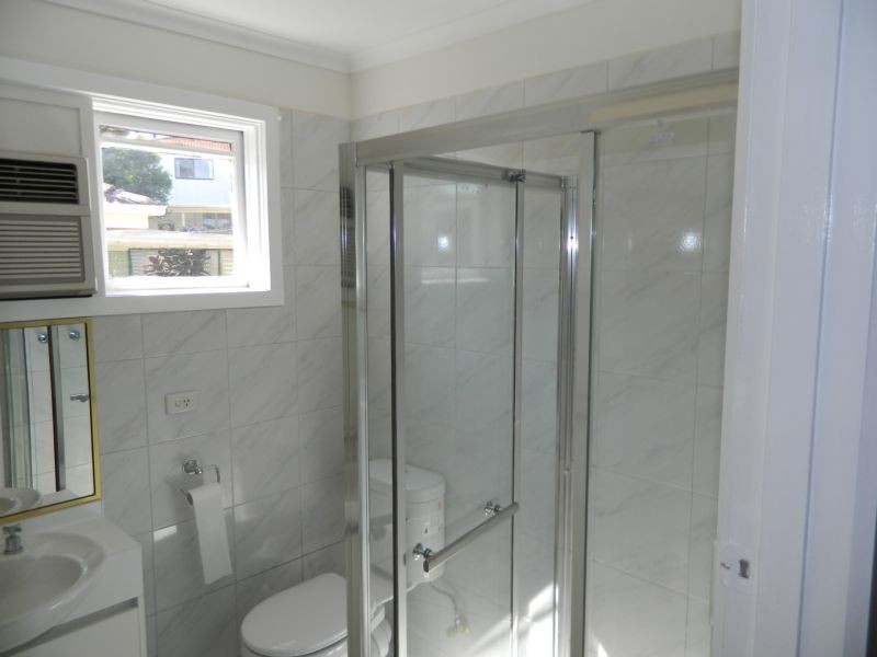 4 Holly Green Drive, Wheelers Hill VIC 3150