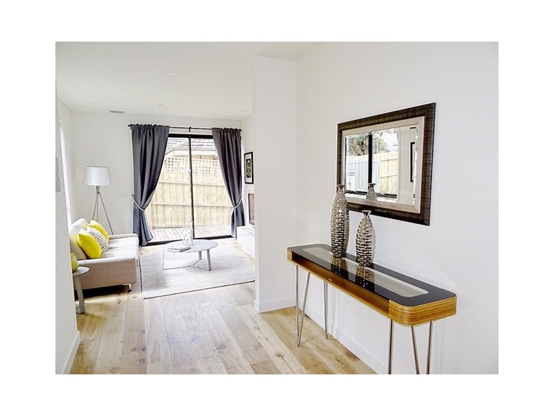 1/412 Canterbury Road, Forest Hill VIC 3131