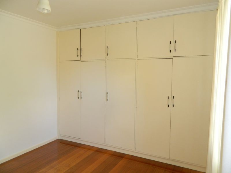 136 Blackburn Road, Glen Waverley VIC 3150