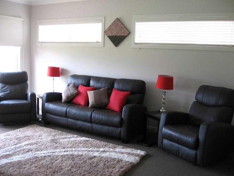 102 Sandarra Boulevard, Sandhurst VIC 3977