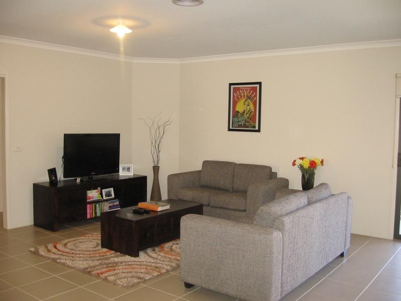 6 Hyperno Way, Sandhurst VIC 3977