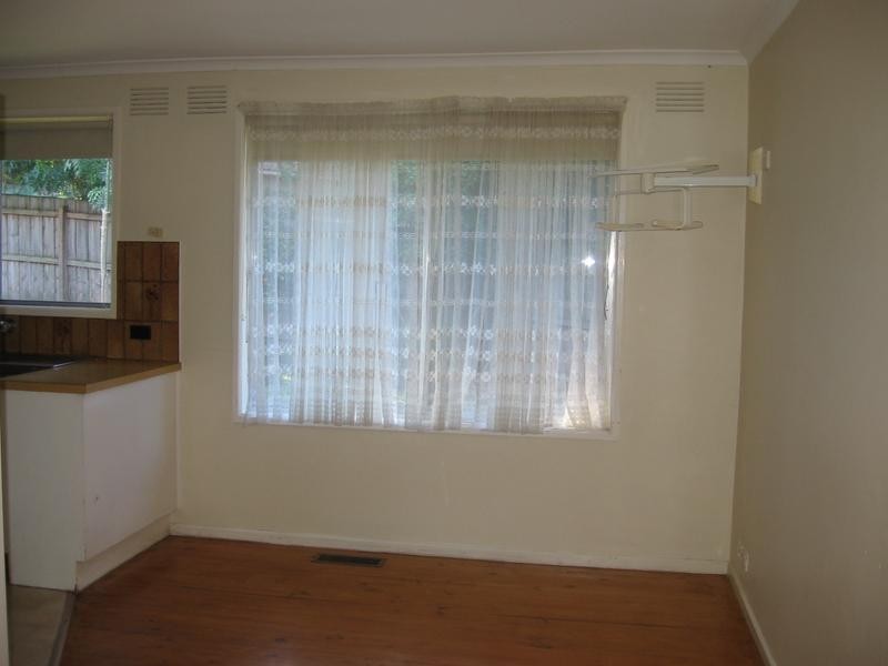 6 Albany Court, Endeavour Hills VIC 3802