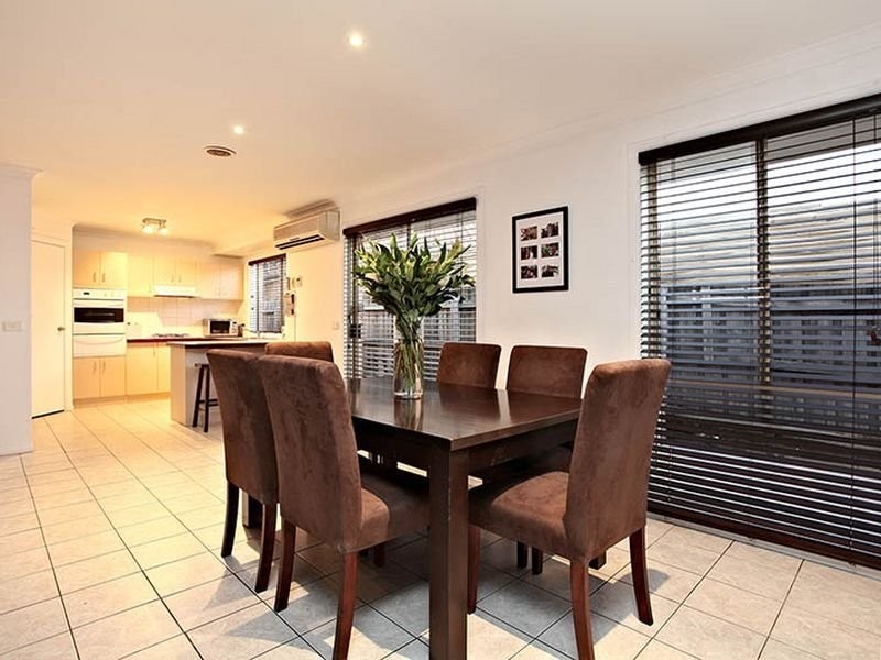 28 Chapman Street, Carrum Downs VIC 3201