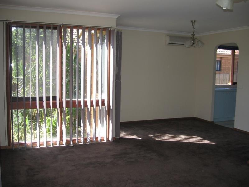 18 Josephine Avenue, Cranbourne North VIC 3977