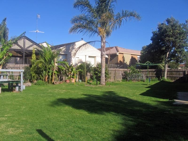 12 Rosemary Court, Carrum Downs VIC 3201