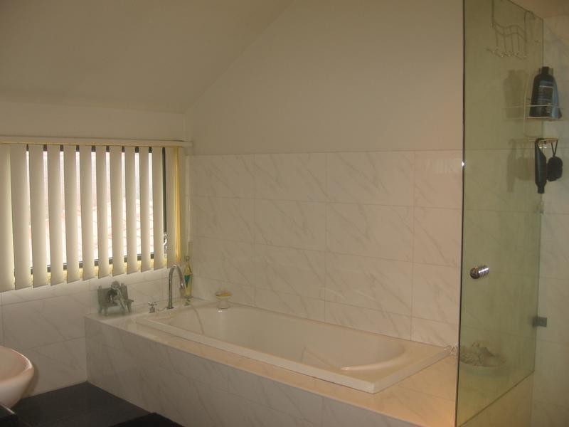 4 Shearer Court, Narre Warren VIC 3805