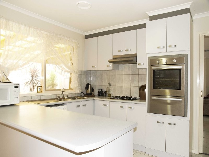 19 Arcadia Street, Carrum Downs VIC 3201