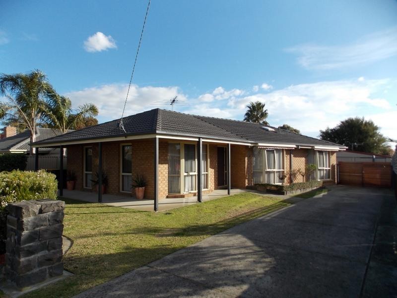 13 Partridge Crescent, Carrum Downs VIC 3201