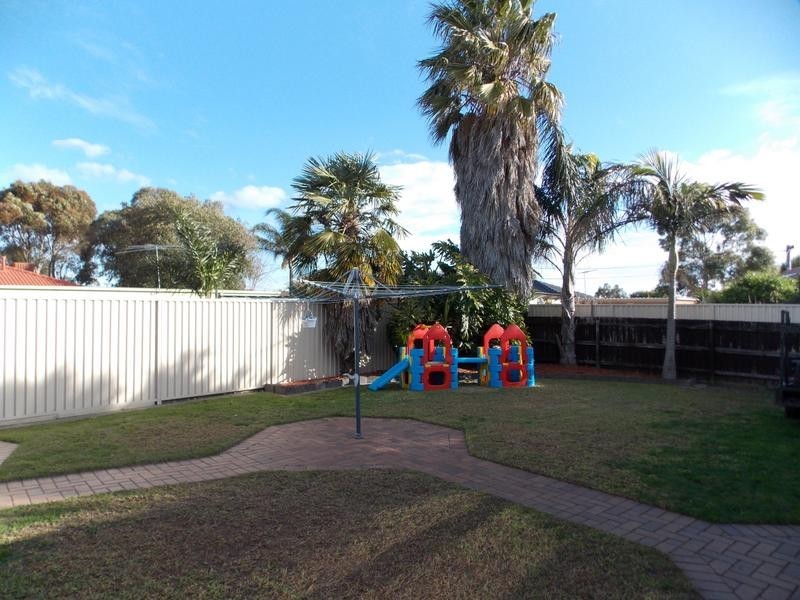 13 Partridge Crescent, Carrum Downs VIC 3201