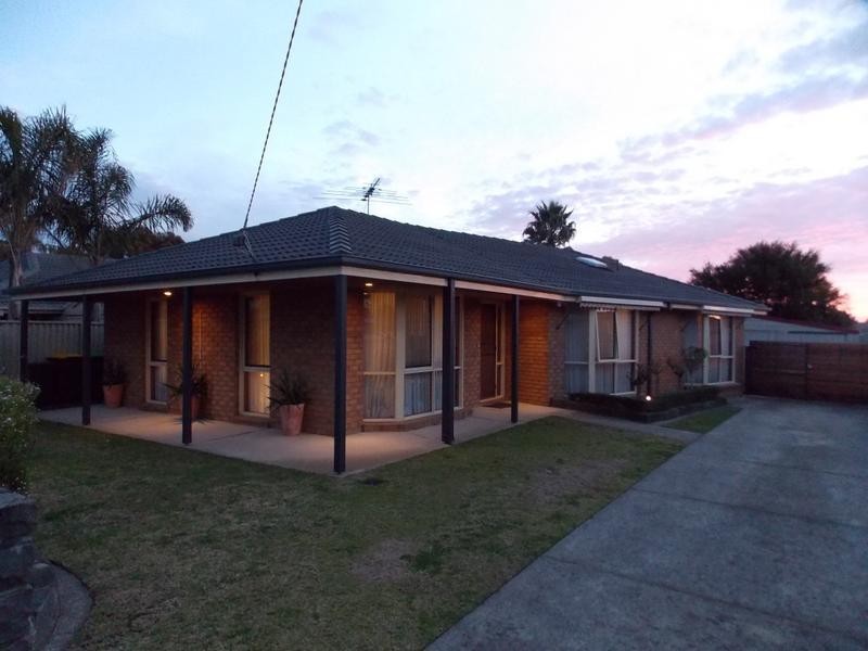 13 Partridge Crescent, Carrum Downs VIC 3201