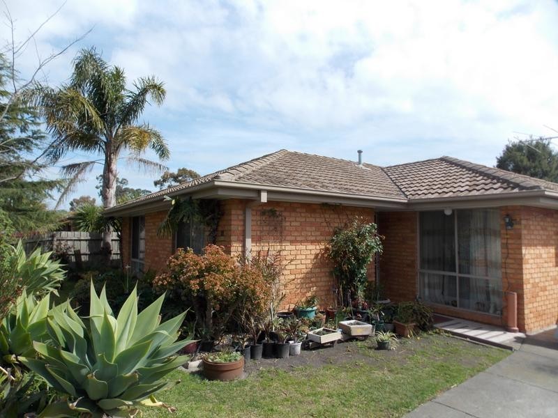4 Oberon Drive, Carrum Downs VIC 3201