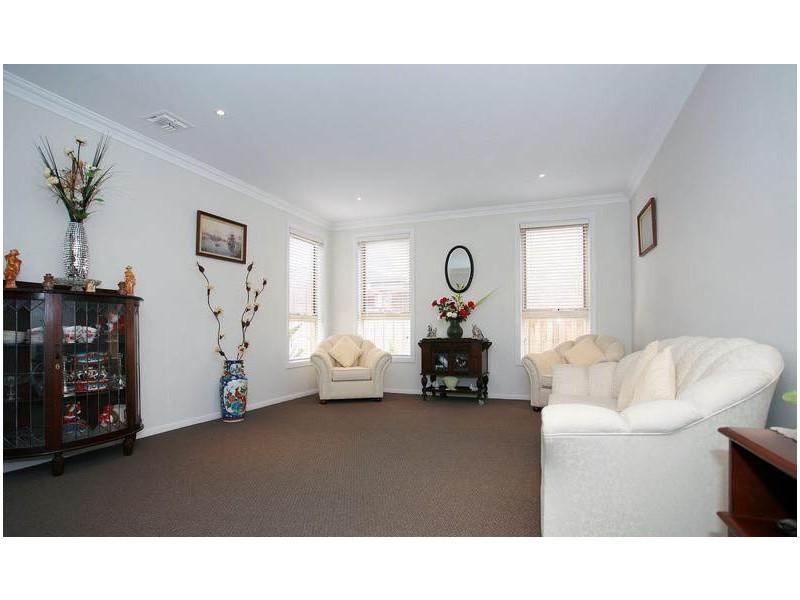 31 Lakeside Drive, Sandhurst VIC 3977