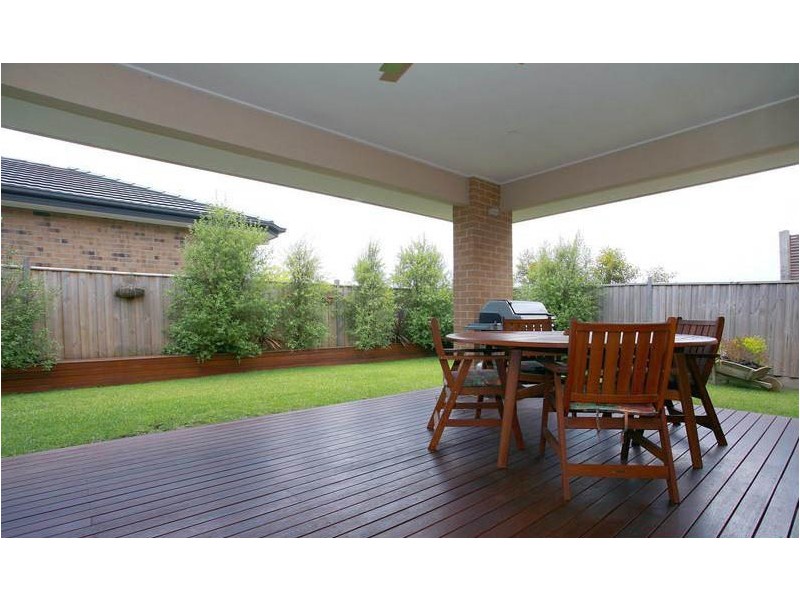 31 Lakeside Drive, Sandhurst VIC 3977