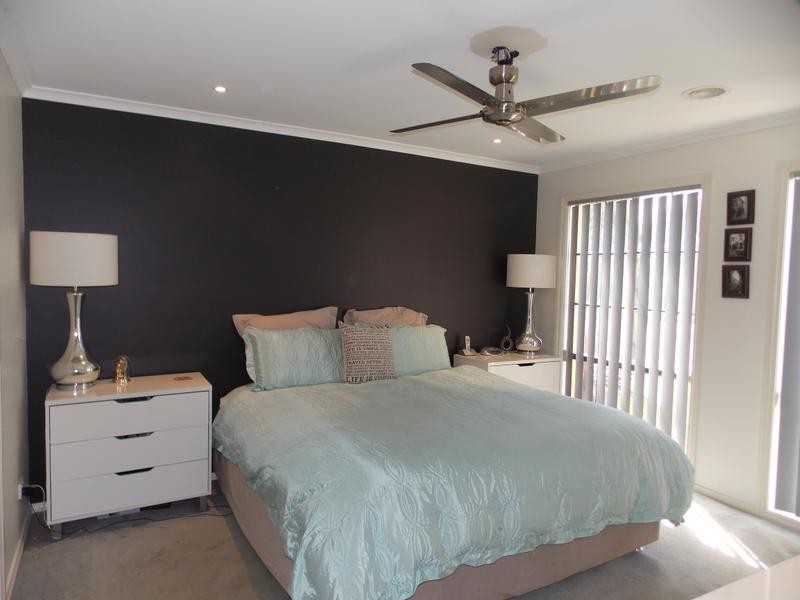 48 Manchester Drive, Skye VIC 3977