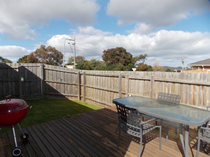 87 Broderick Road, Carrum Downs VIC 3201
