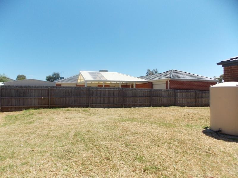 40 Spencer Drive, Carrum Downs VIC 3201