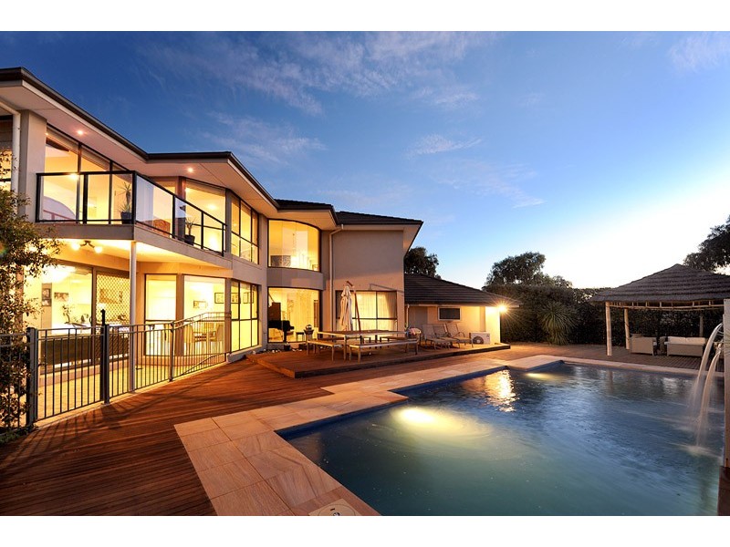 22 Bluewater Drive, Sandhurst VIC 3977