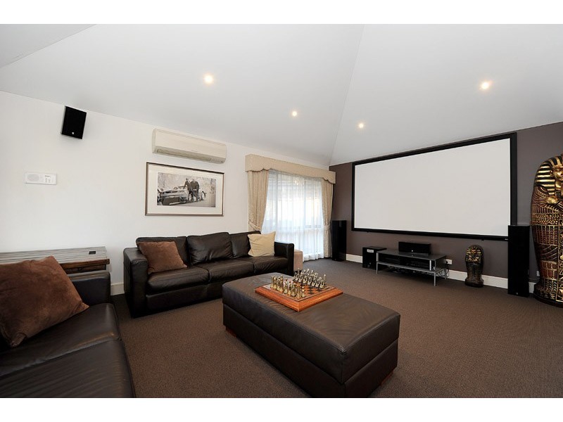 22 Bluewater Drive, Sandhurst VIC 3977