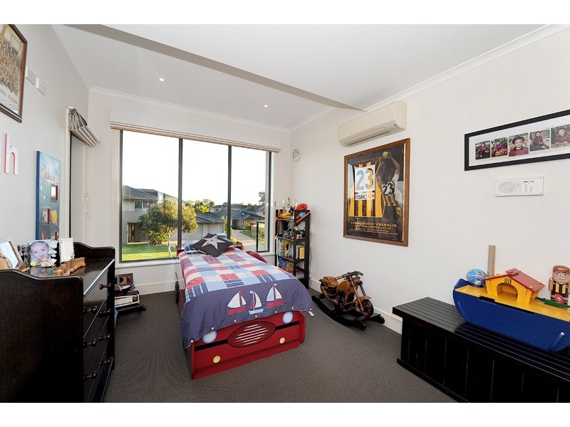 22 Bluewater Drive, Sandhurst VIC 3977