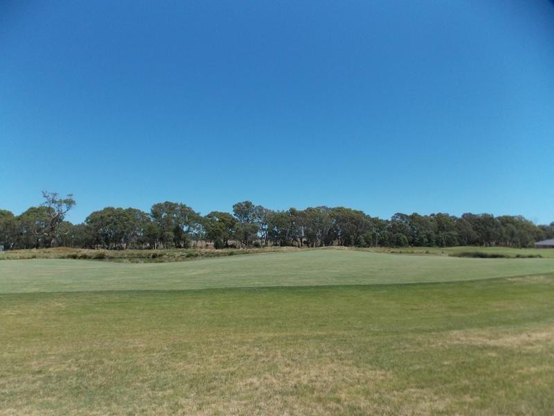 23 Nagle Drive, Sandhurst VIC 3977