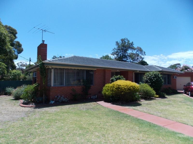 51 Karingal Drive, Frankston VIC 3199
