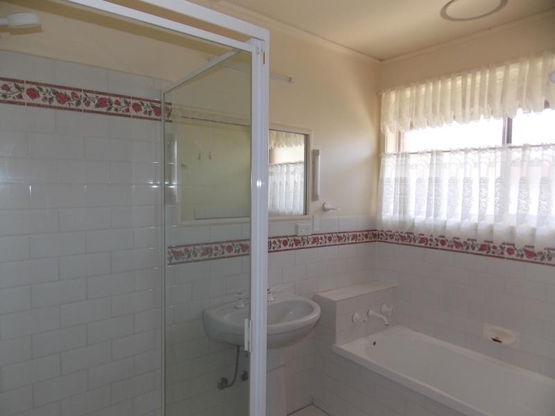 51 Karingal Drive, Frankston VIC 3199