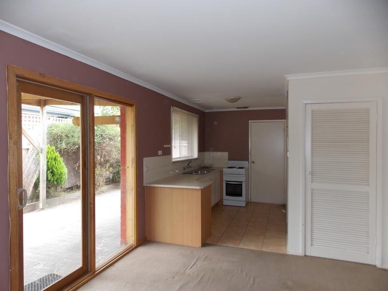 4/8 Carder Avenue, Seaford VIC 3198