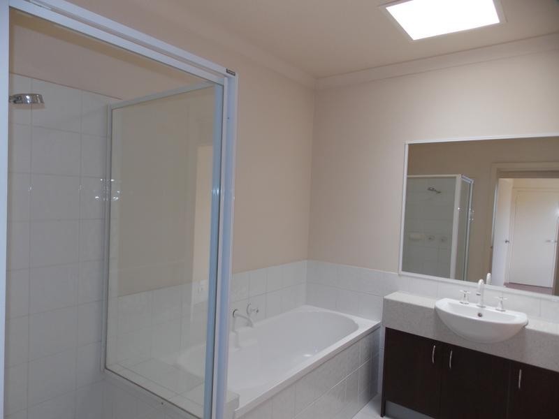 13/55 McClelland Drive, Skye VIC 3977